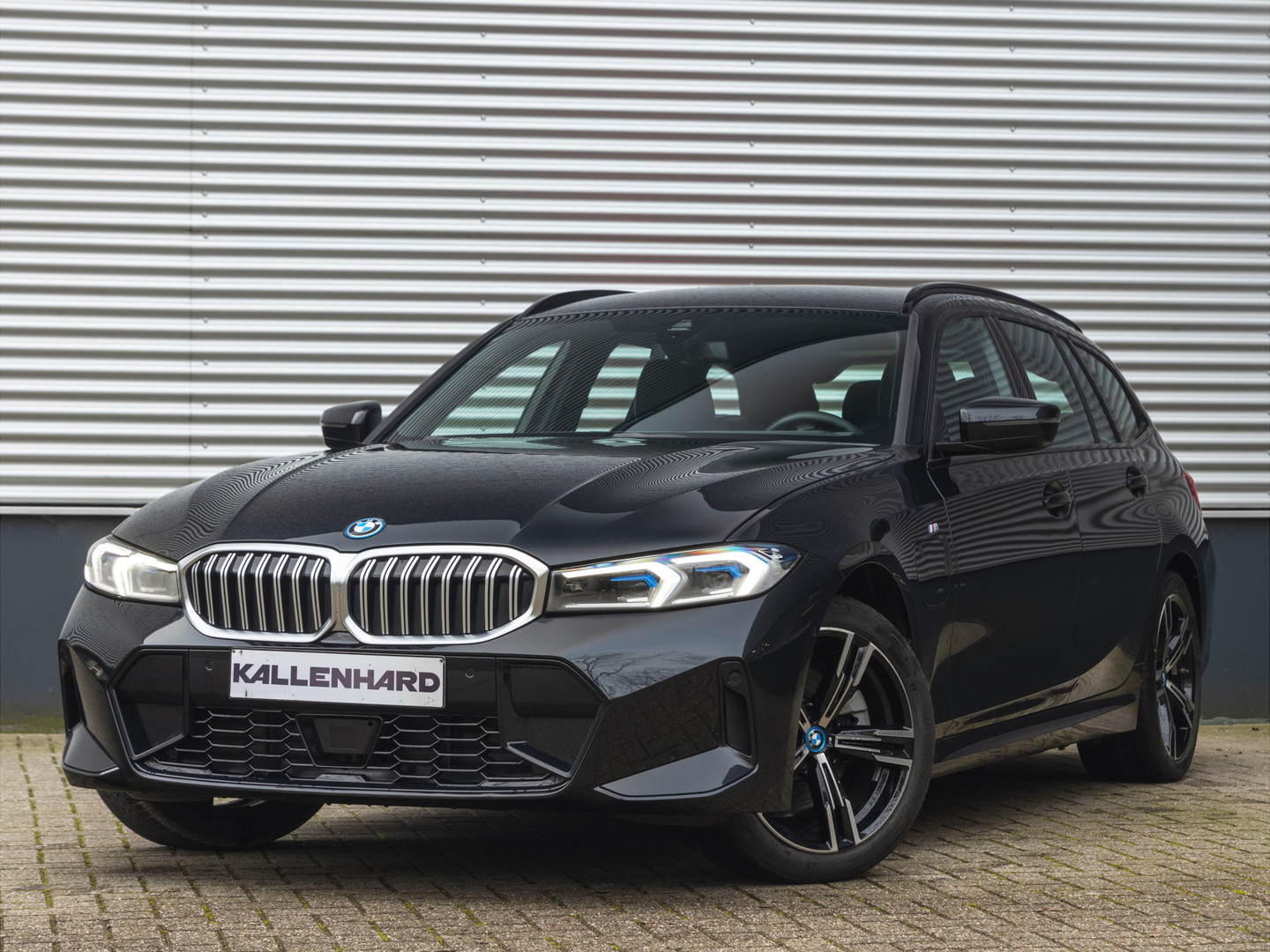 BMW BMW