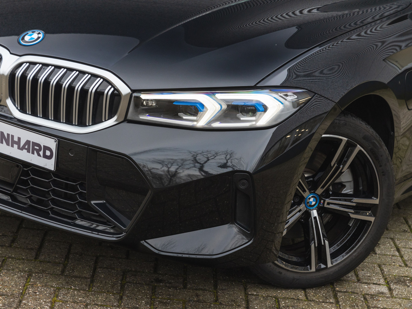 BMW BMW