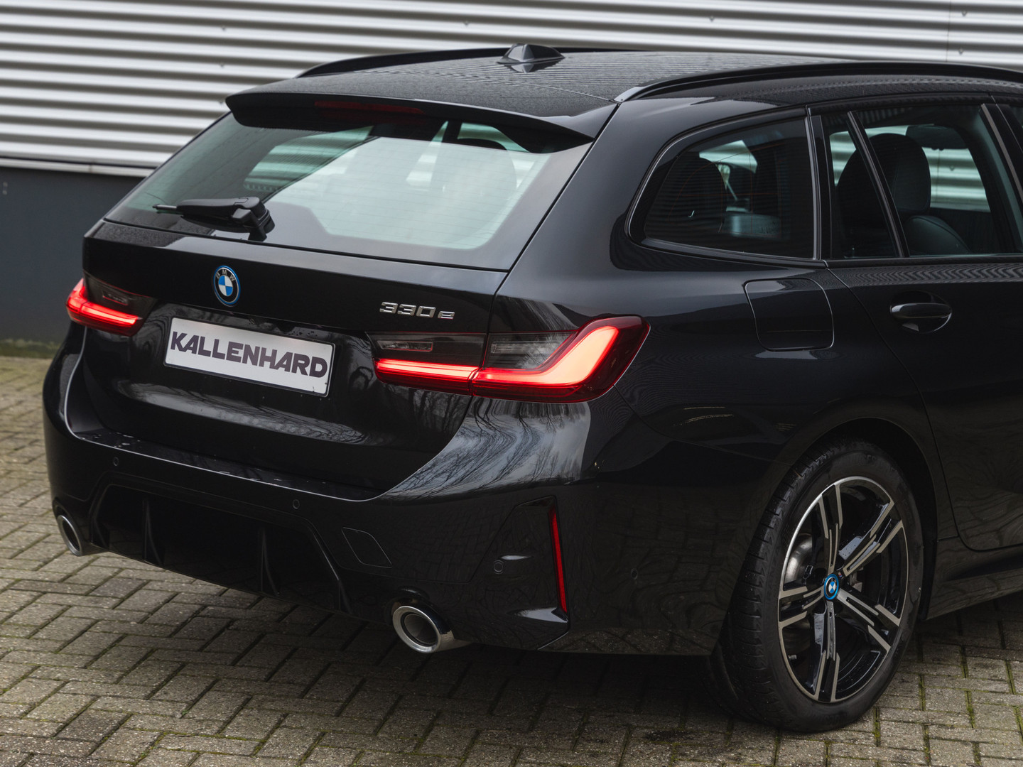 BMW BMW