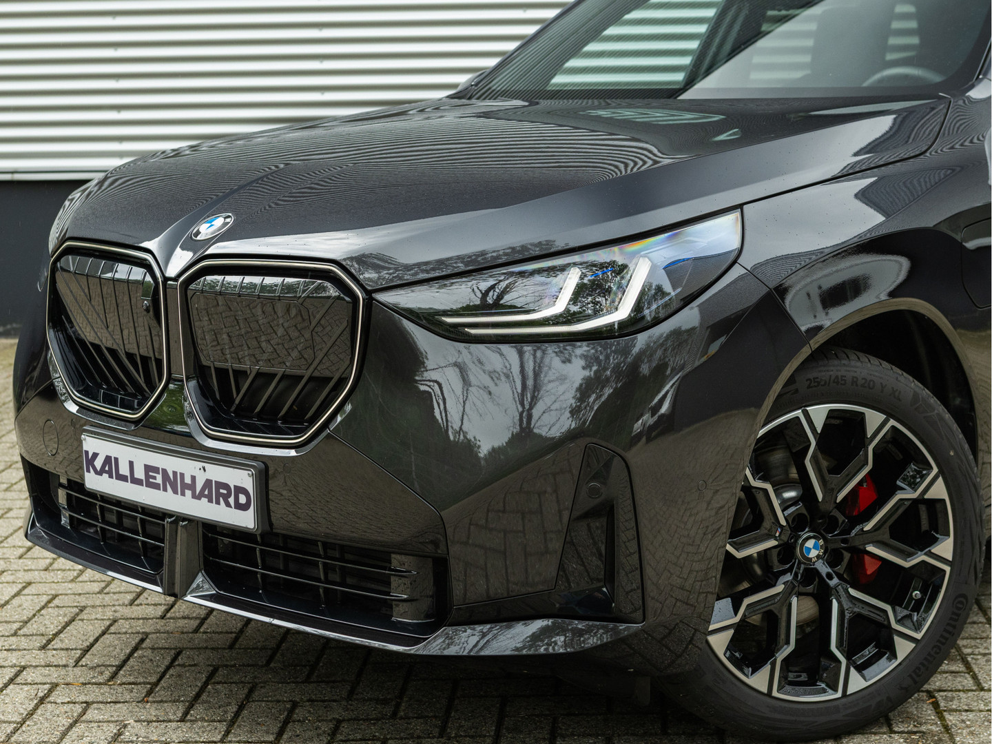 BMW BMW