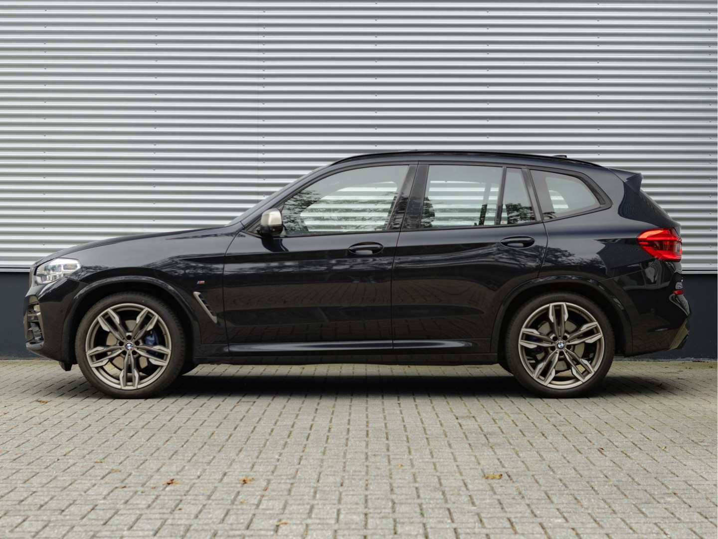 BMW BMW