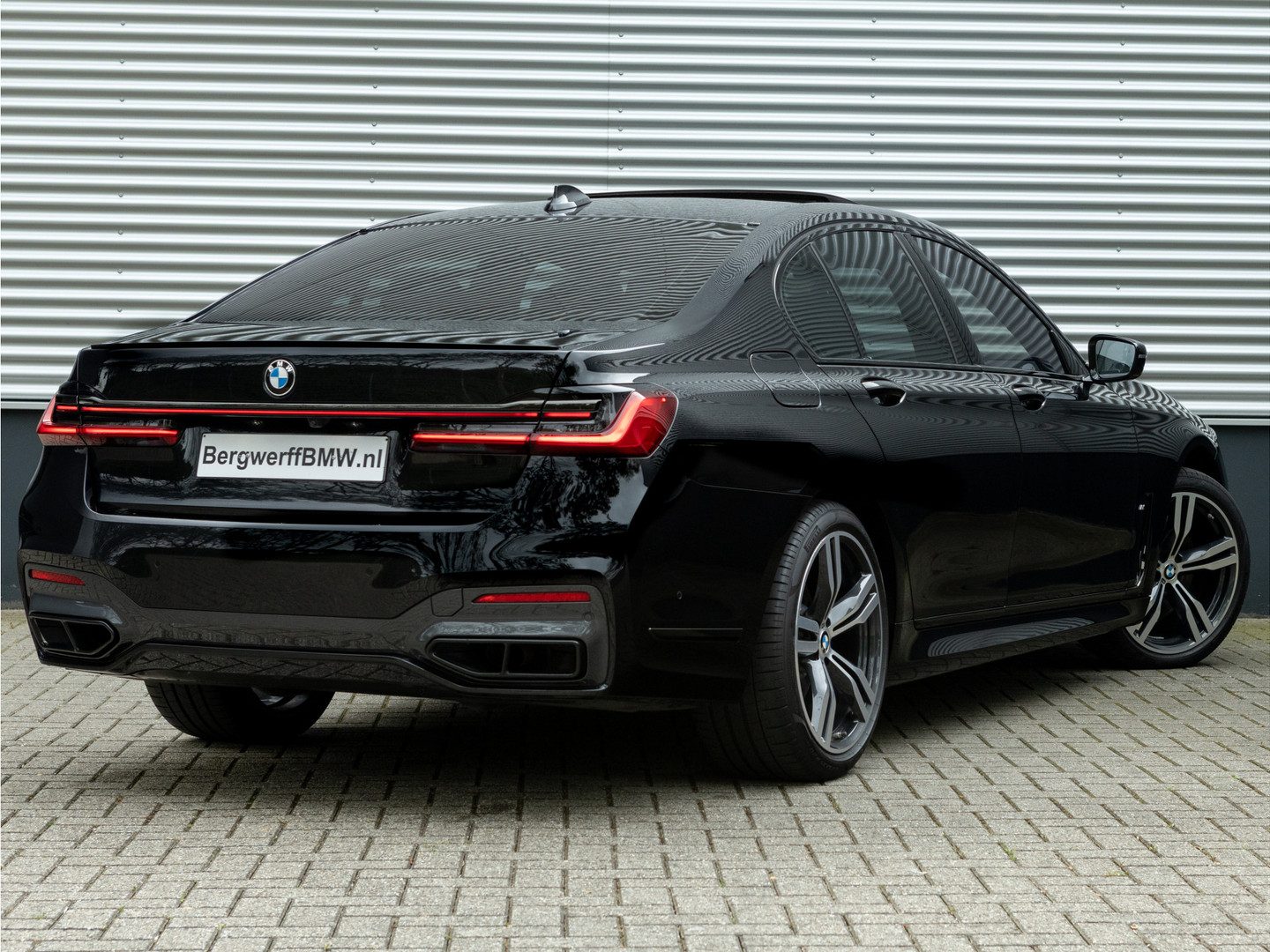 BMW BMW