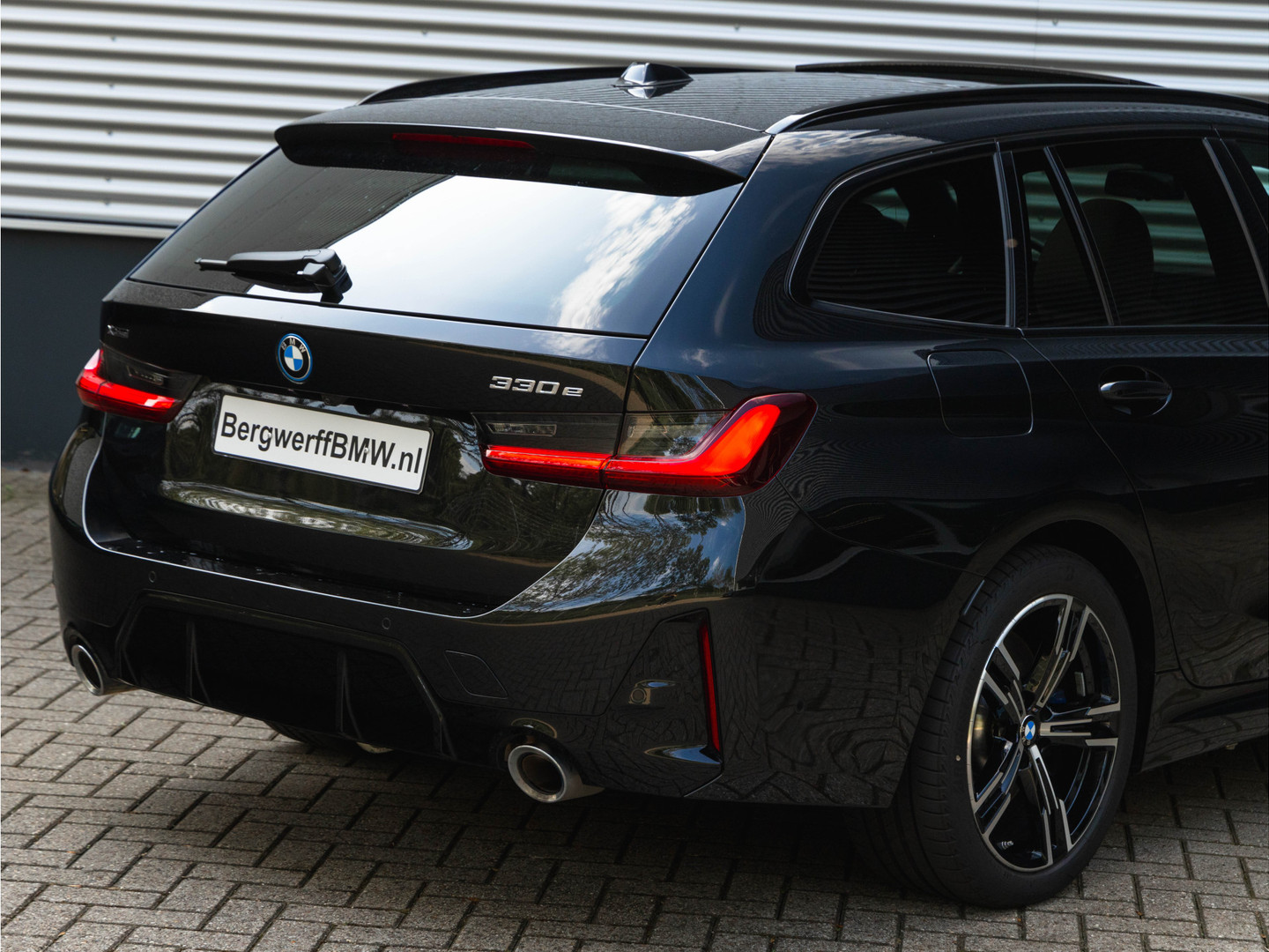 BMW BMW