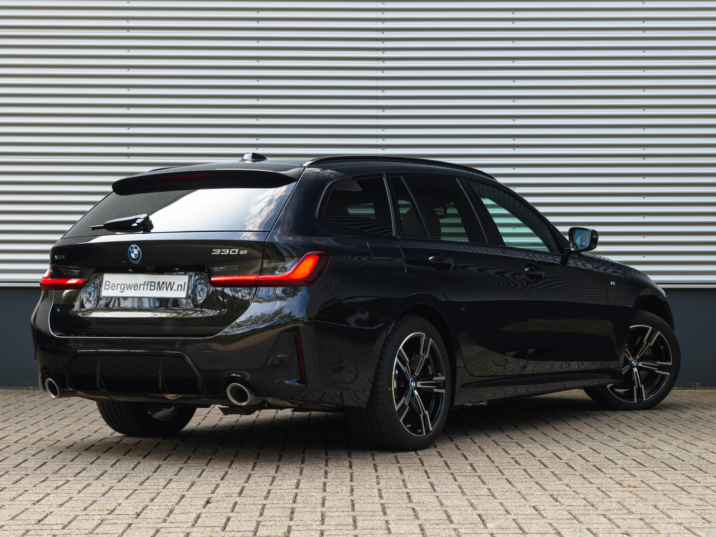 BMW BMW