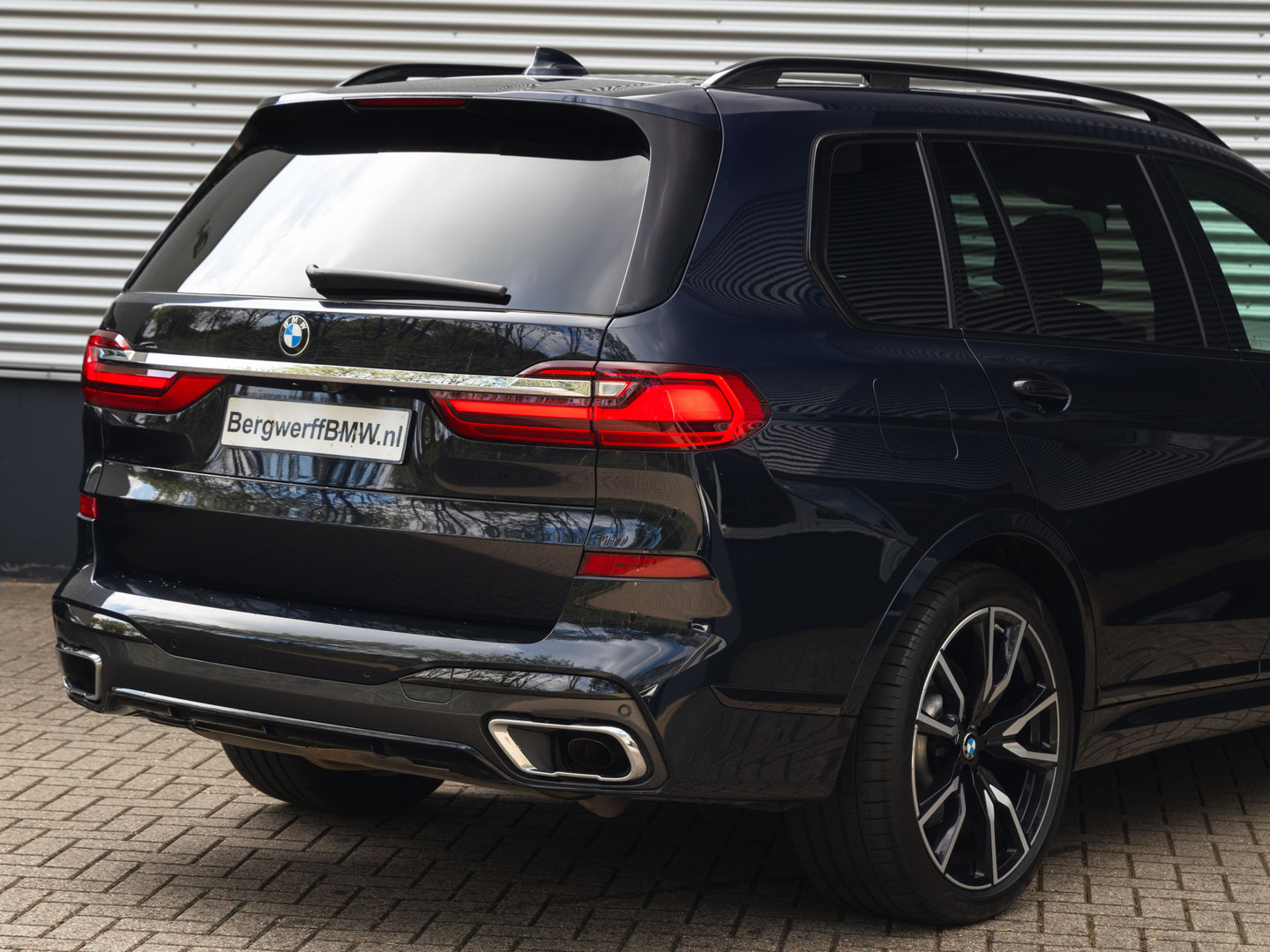 BMW BMW