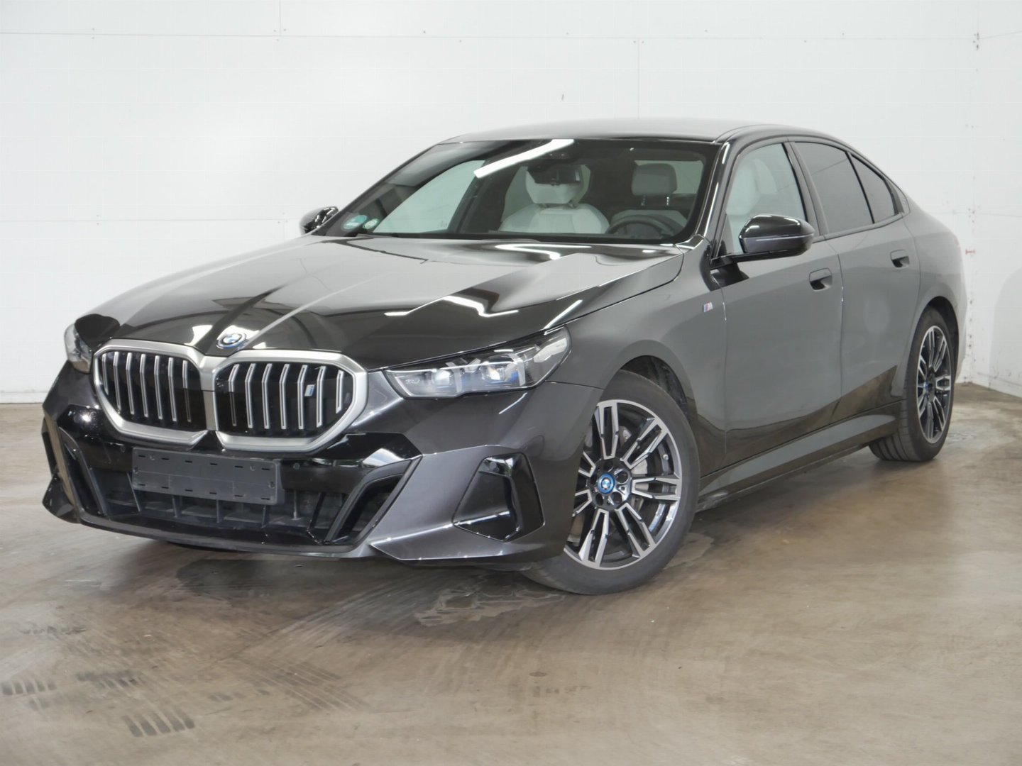 BMW BMW