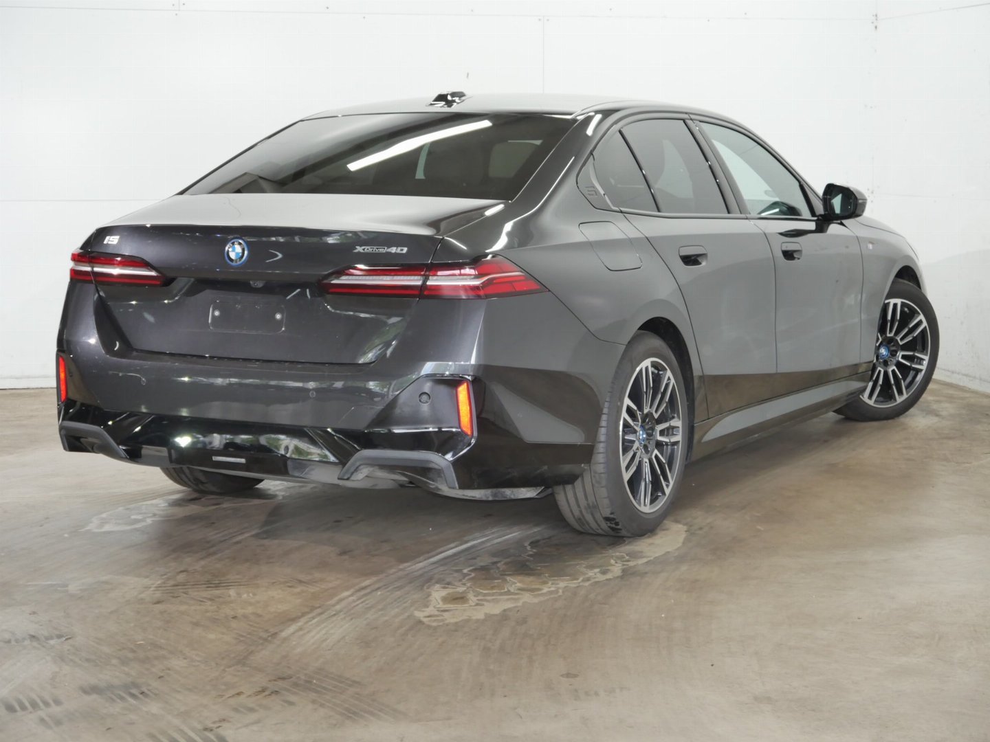BMW BMW