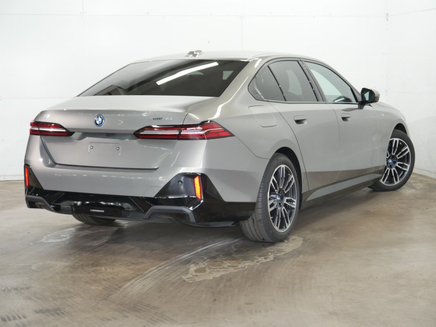 BMW BMW