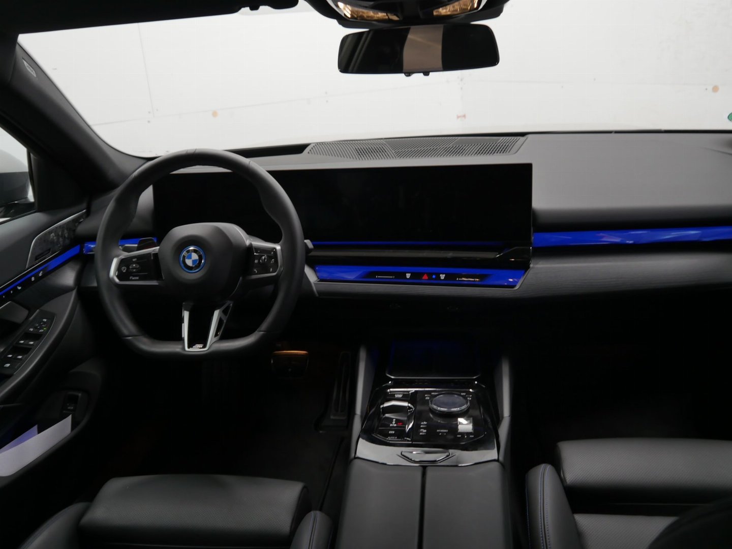 BMW BMW