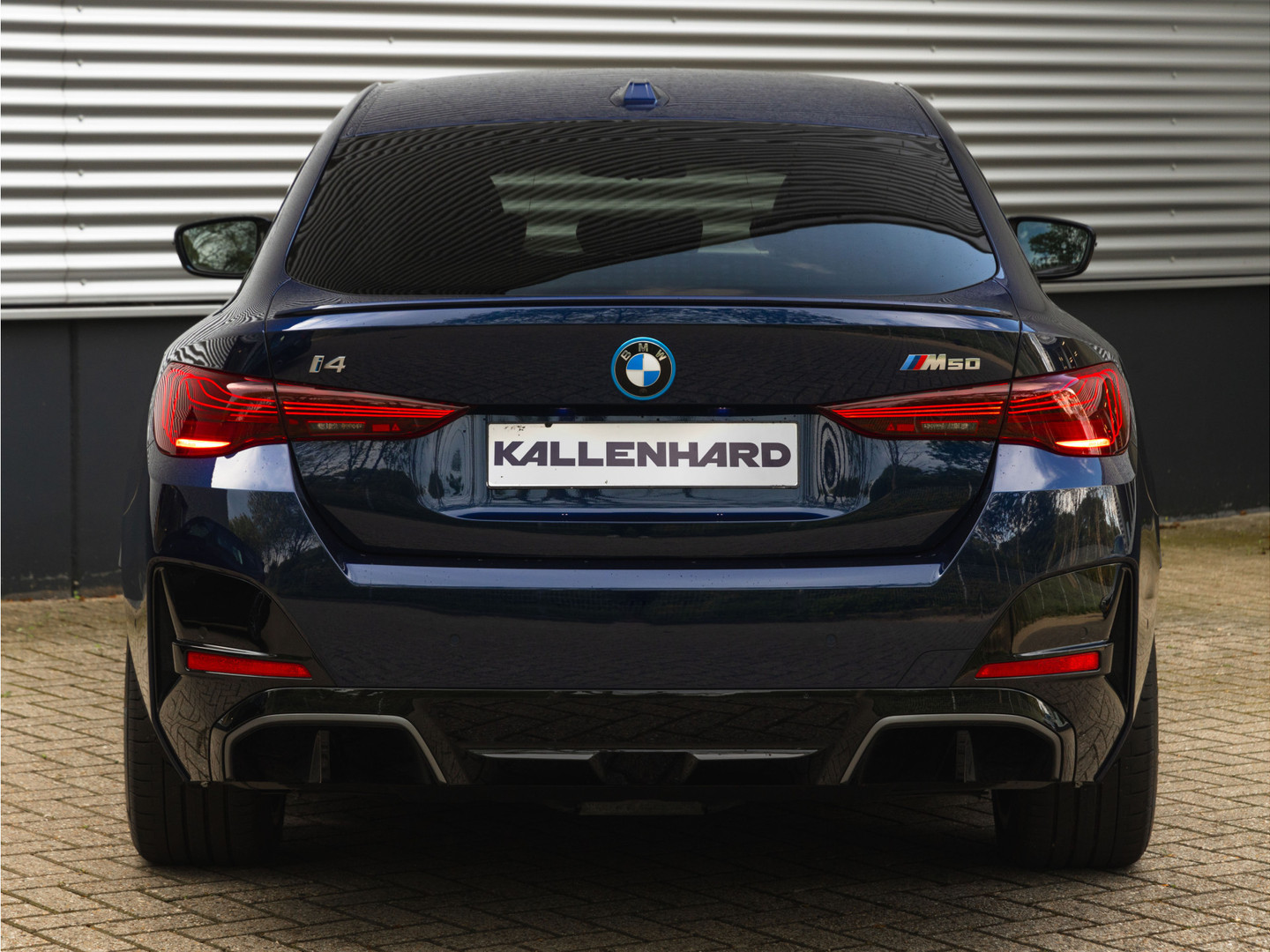 BMW BMW