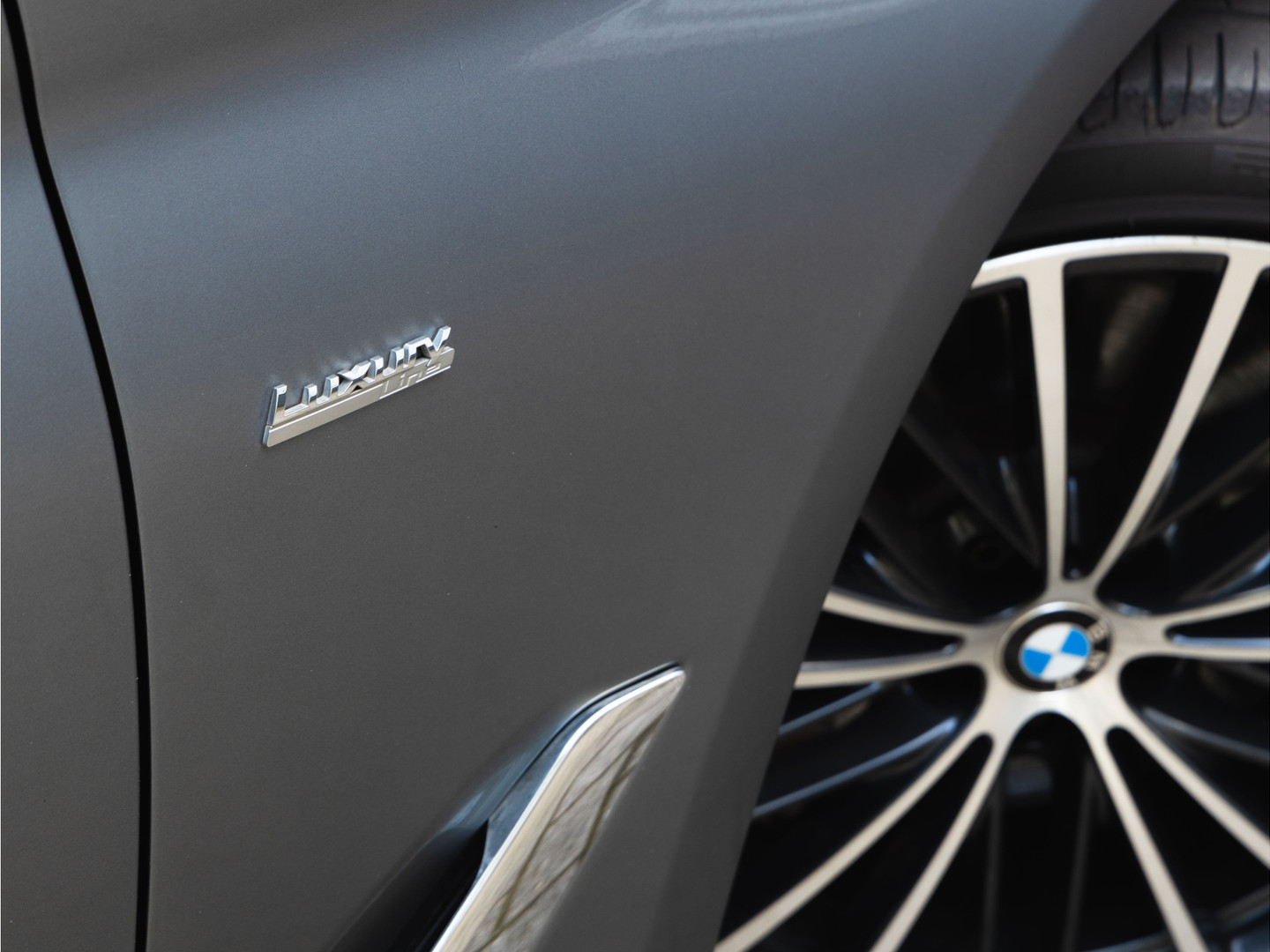 BMW