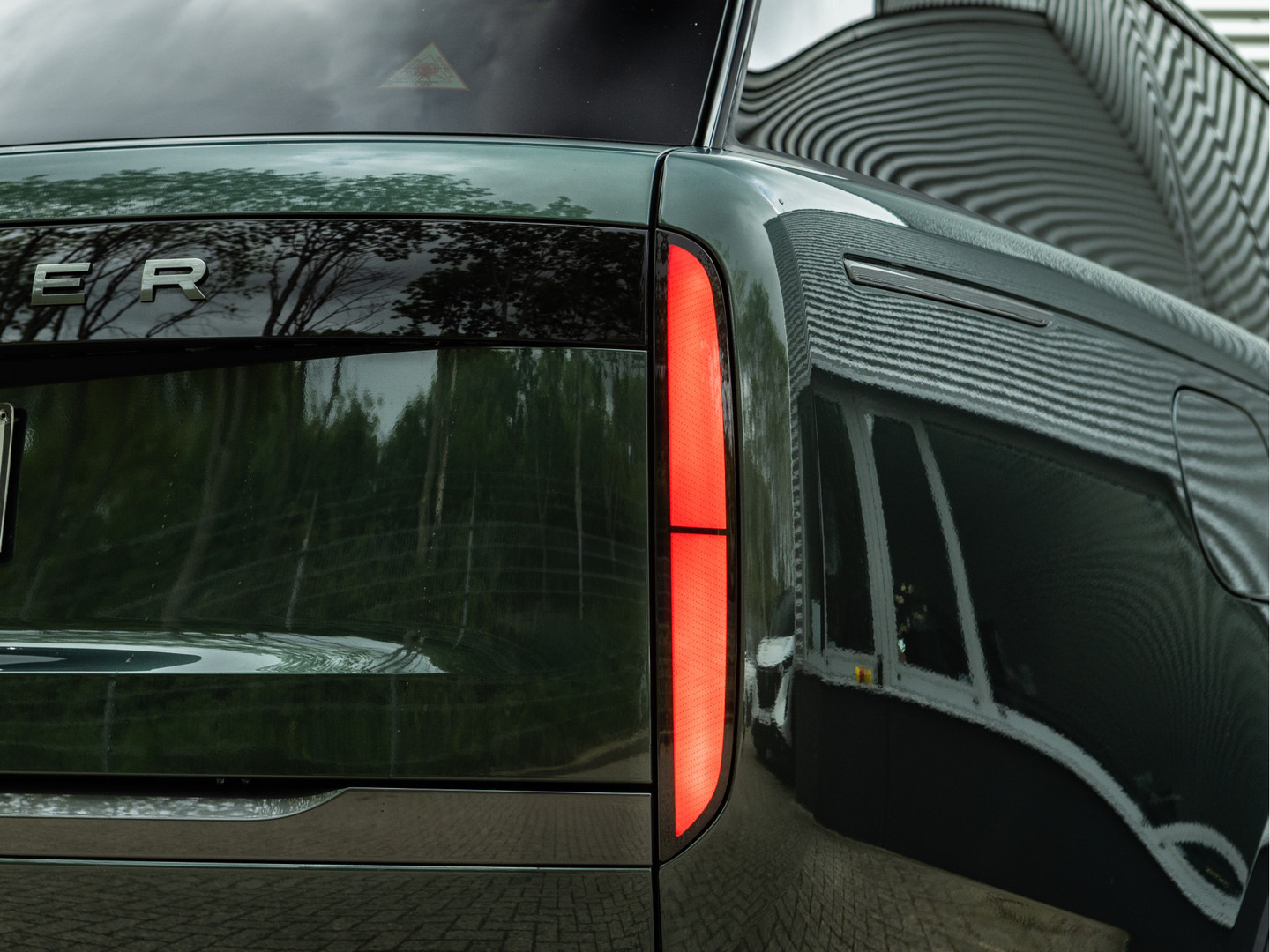 Land Rover Land Rover