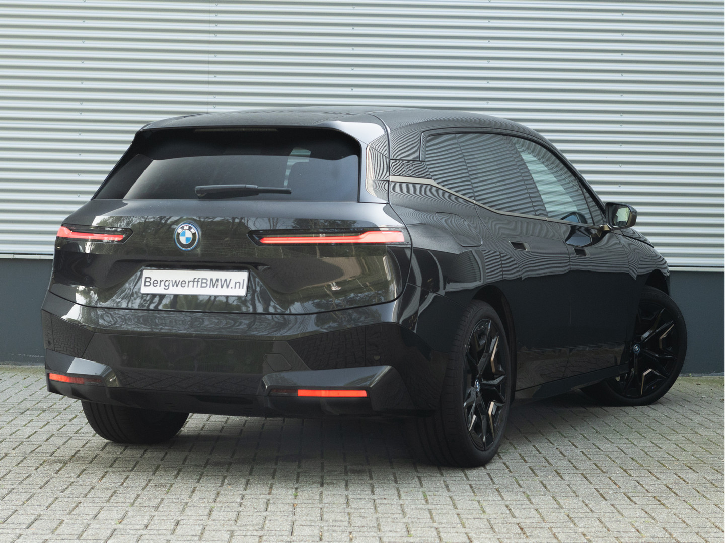 BMW BMW
