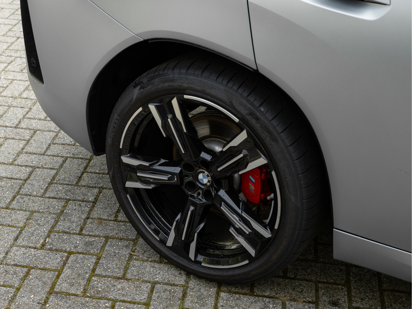 BMW BMW