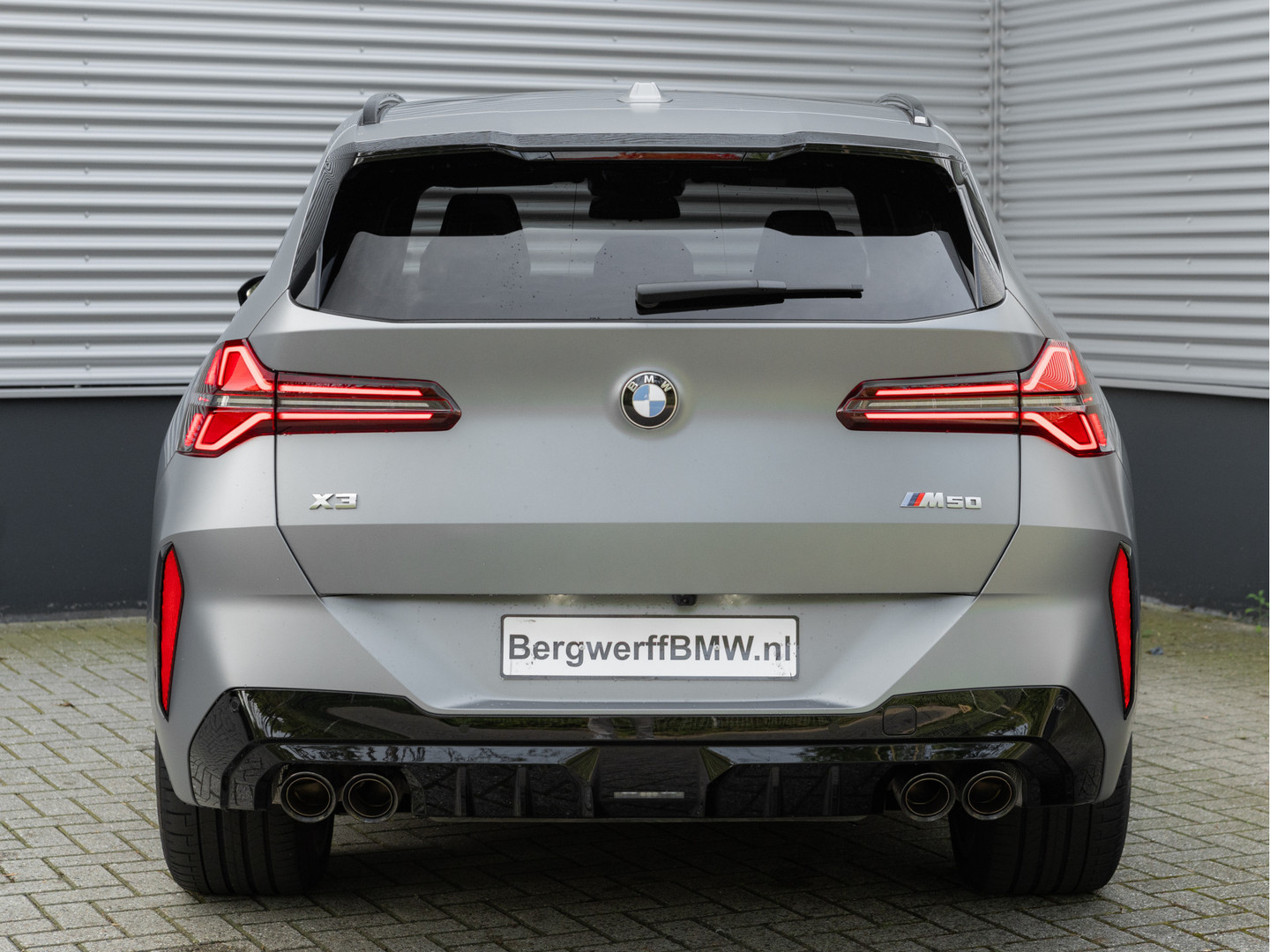 BMW BMW