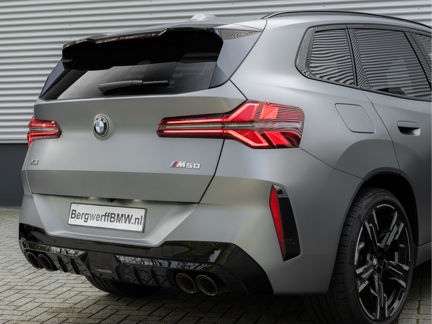 BMW BMW