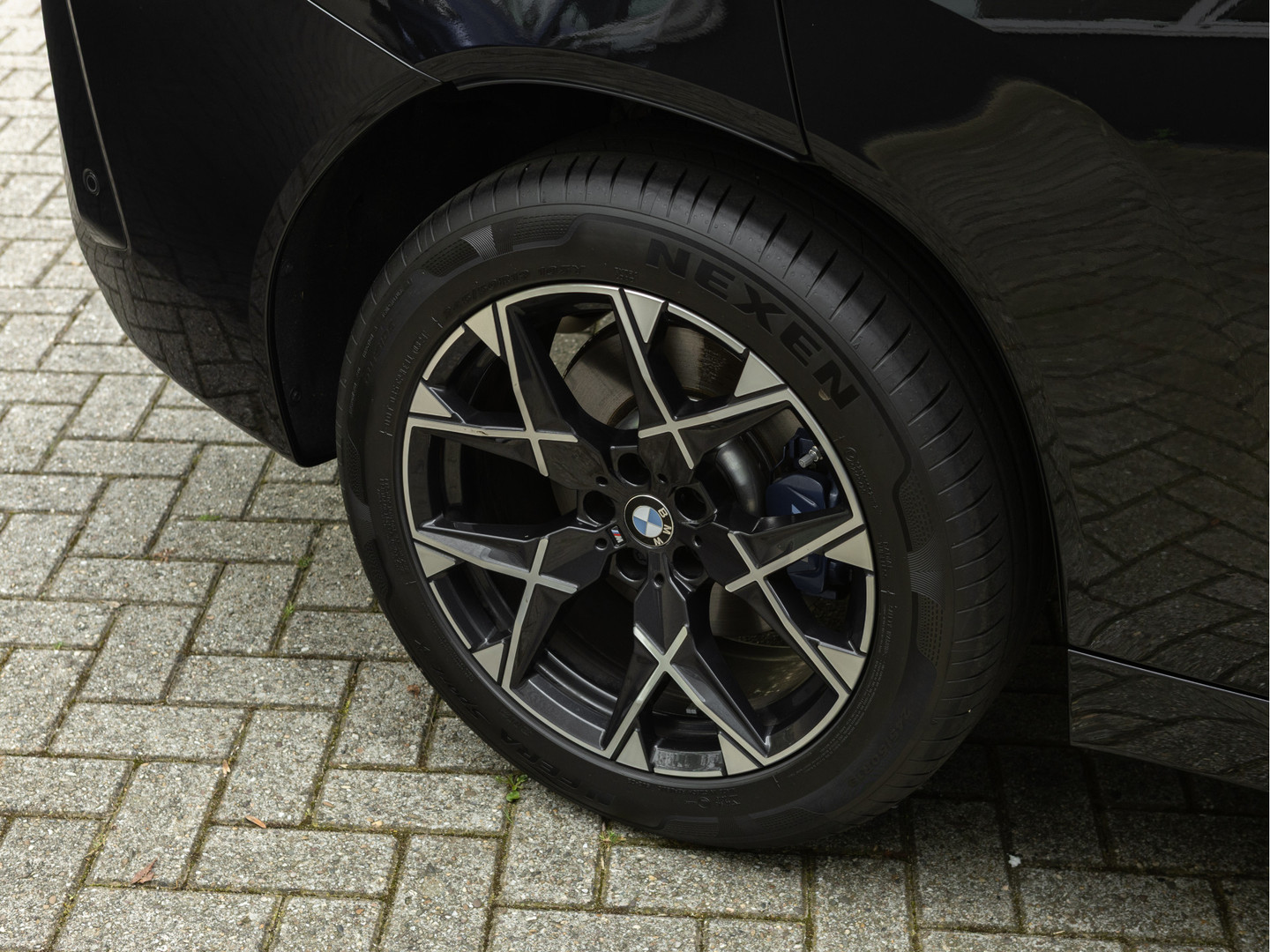 BMW BMW