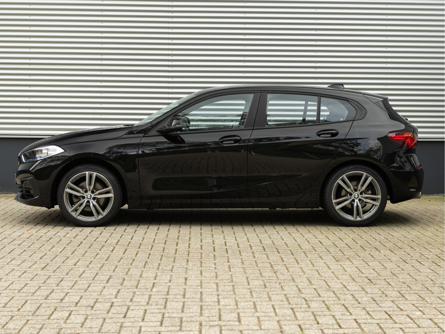 BMW BMW
