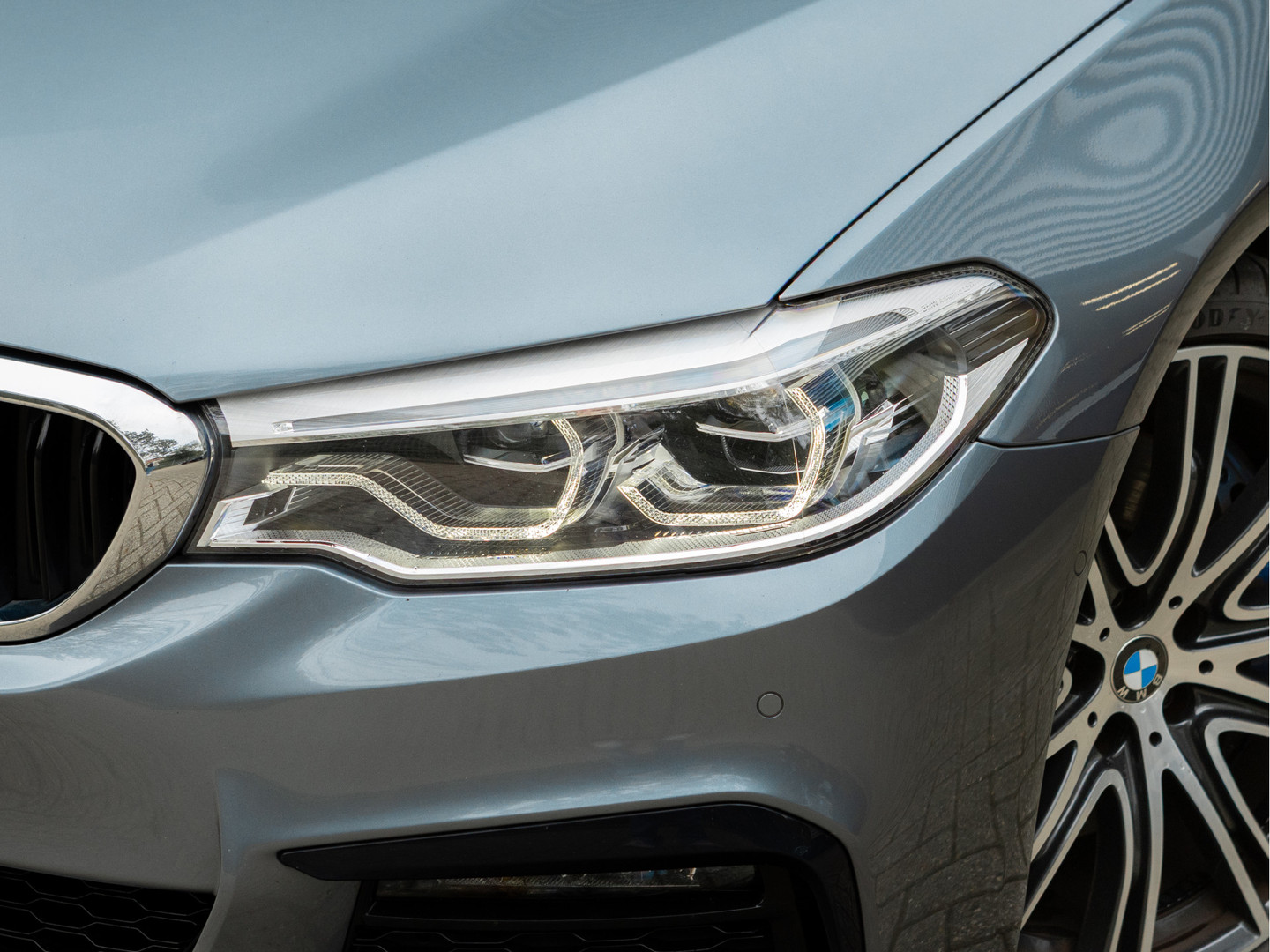 BMW BMW