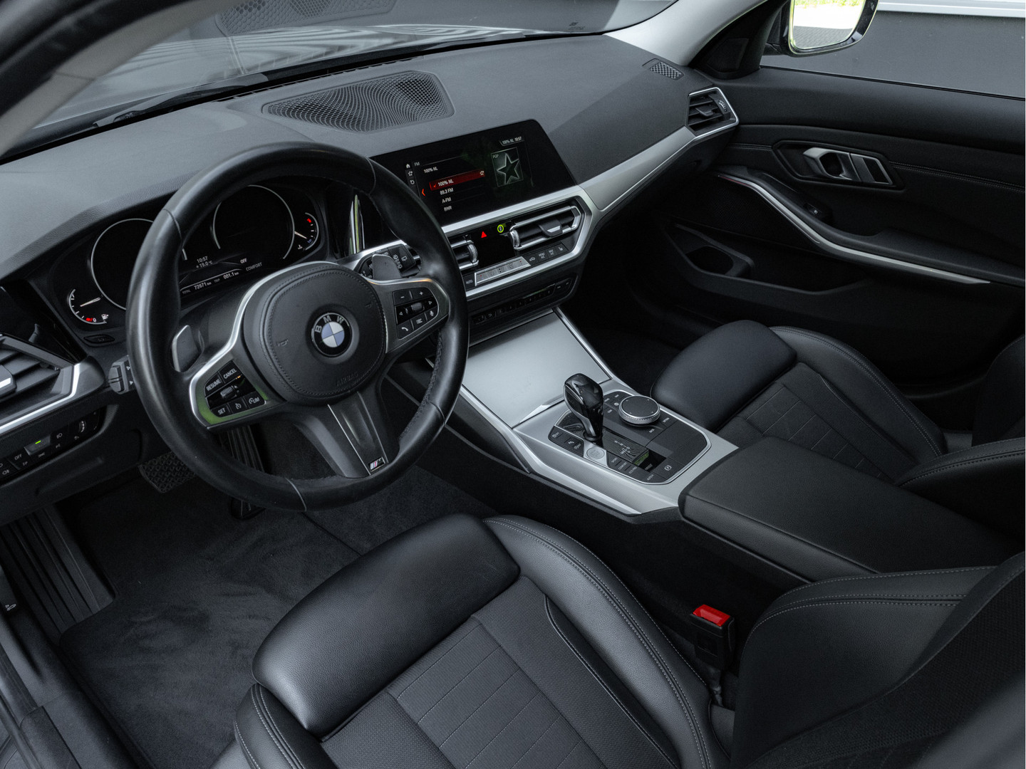 BMW BMW