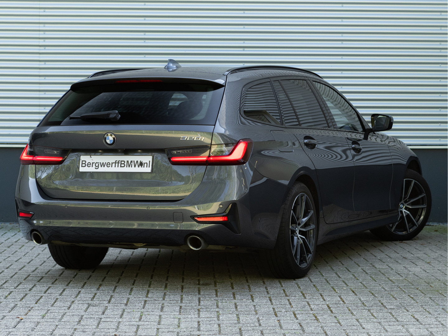 BMW BMW