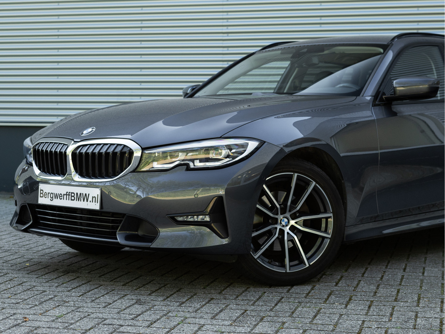 BMW BMW