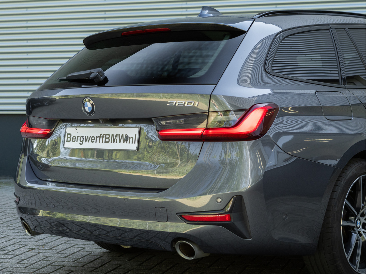 BMW BMW