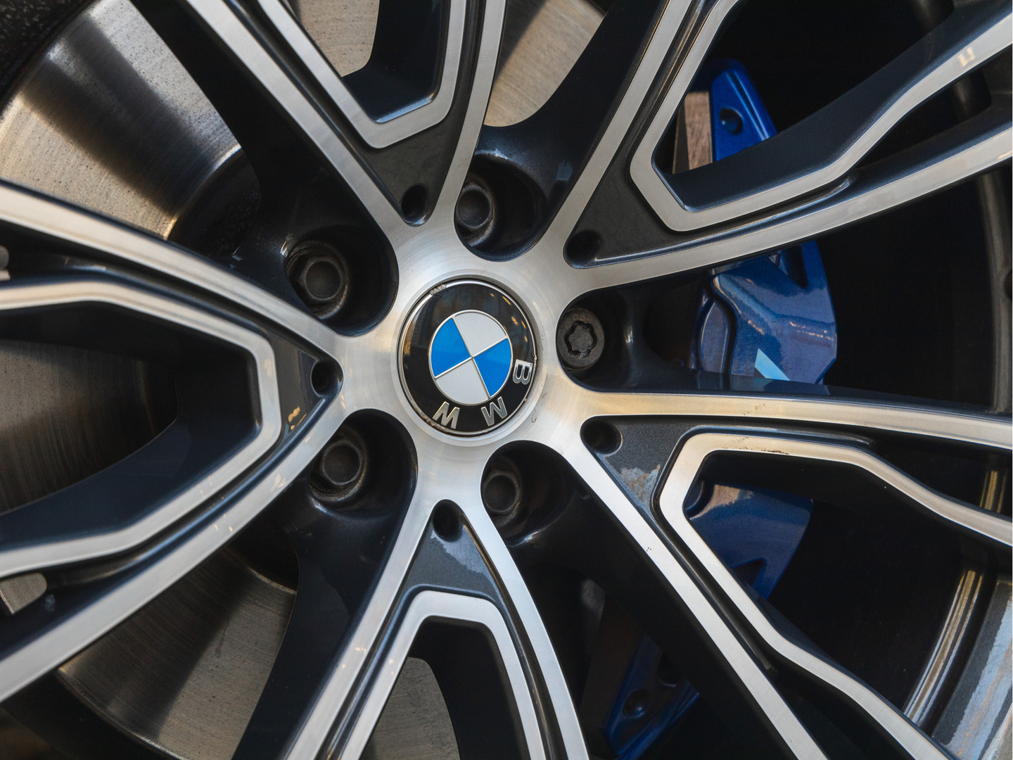 BMW