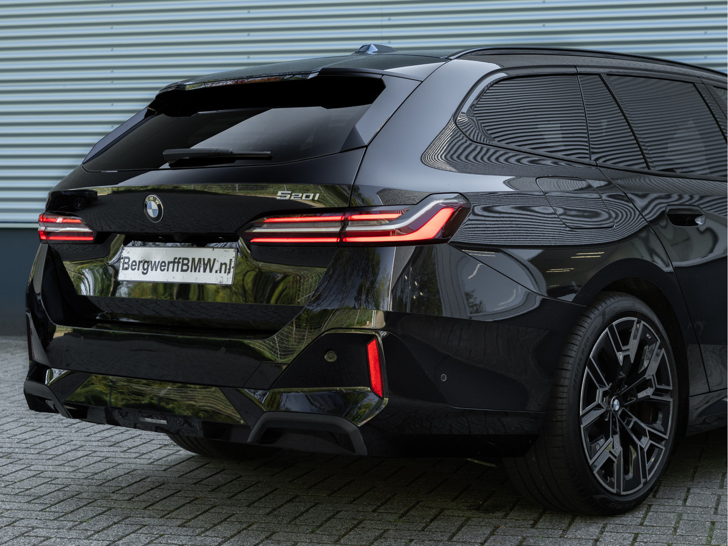 BMW BMW