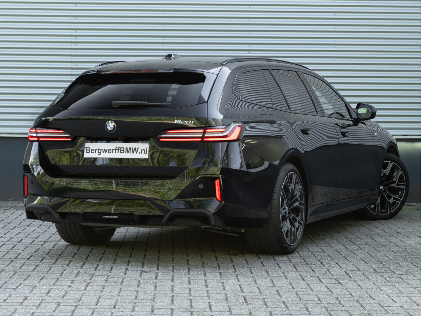 BMW BMW