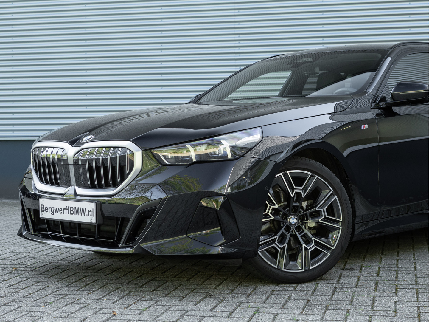 BMW BMW