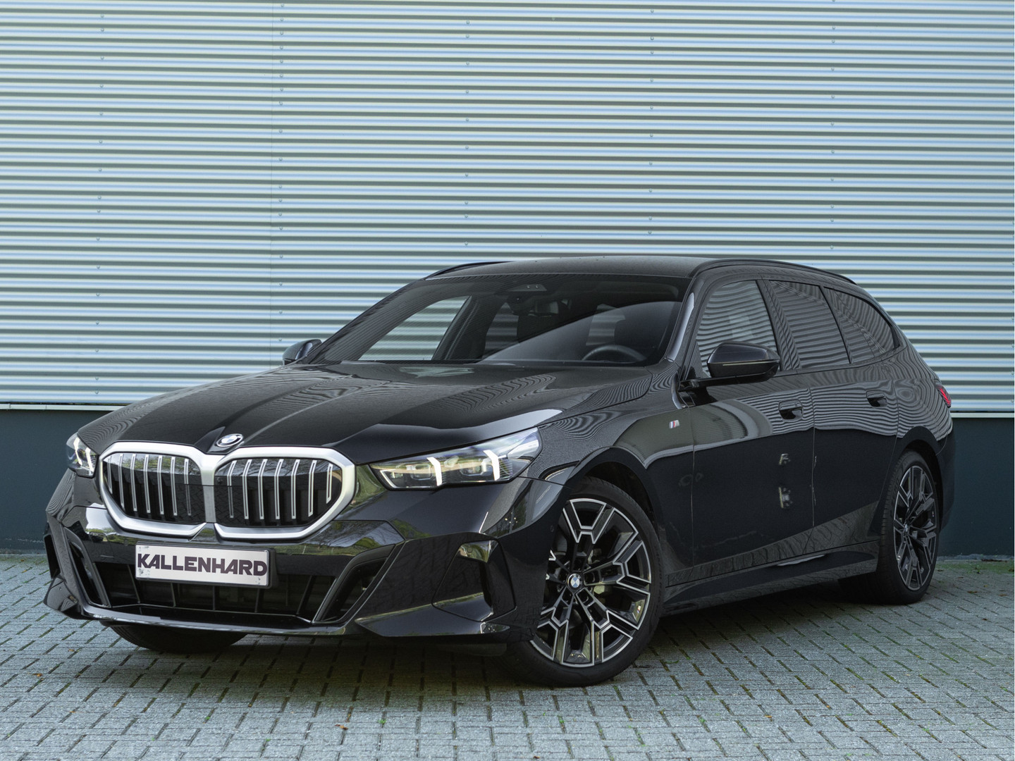 BMW BMW