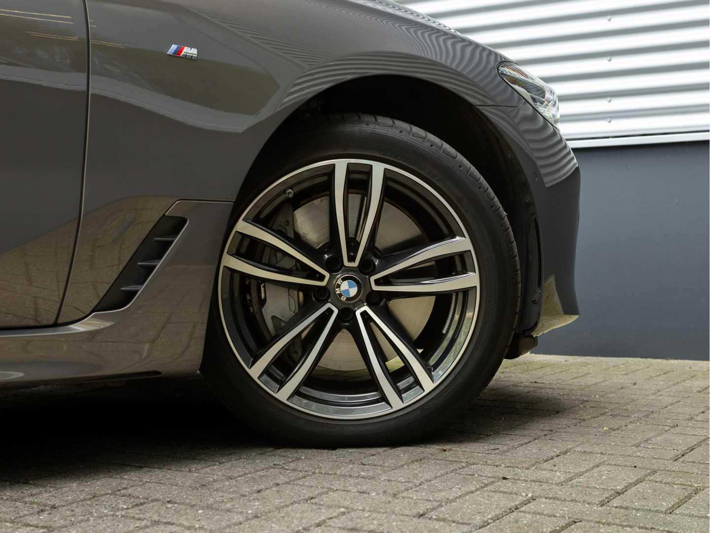 BMW BMW
