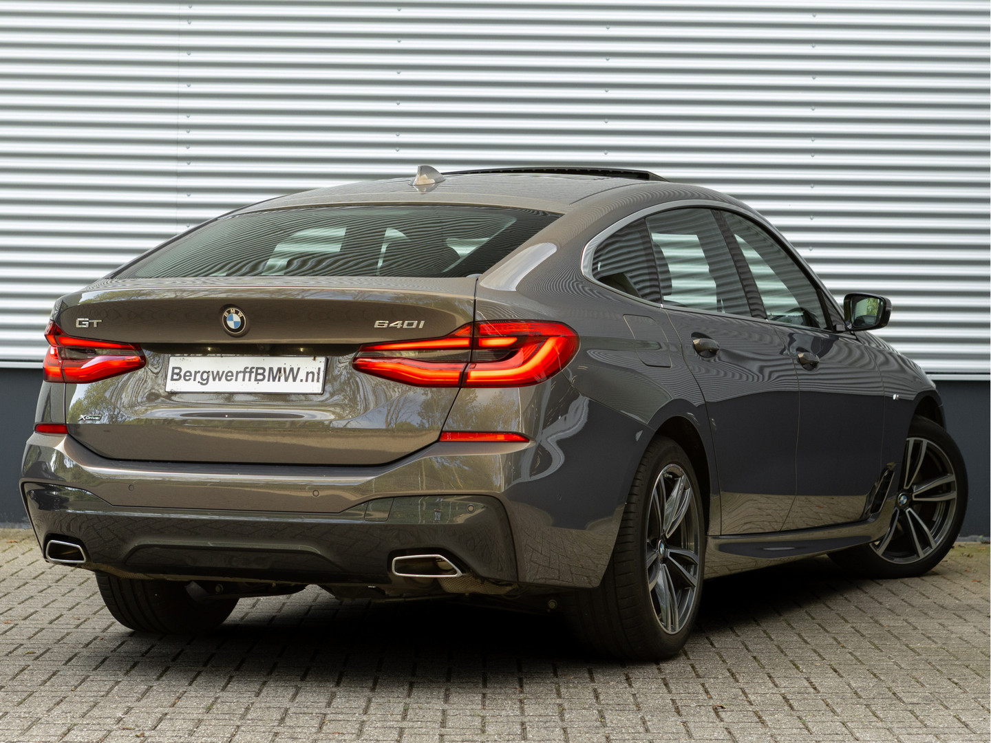 BMW BMW