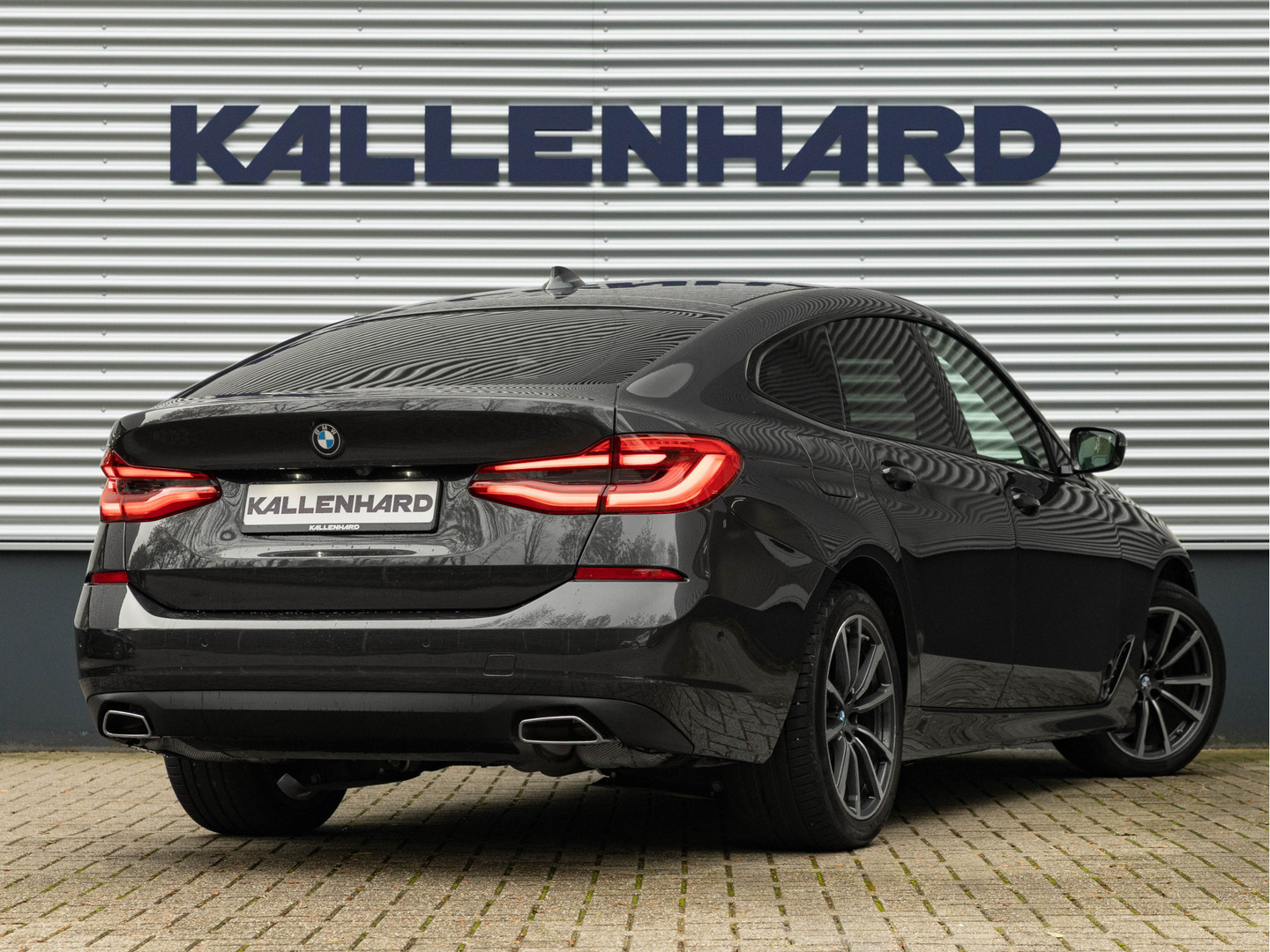 BMW BMW