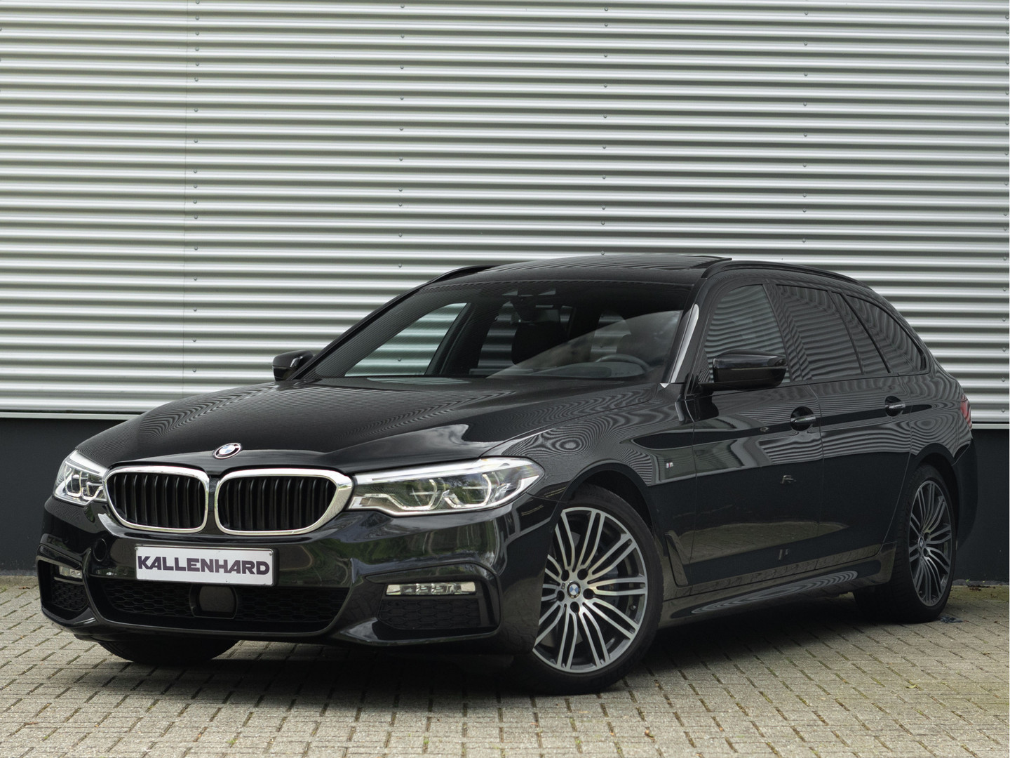 BMW BMW