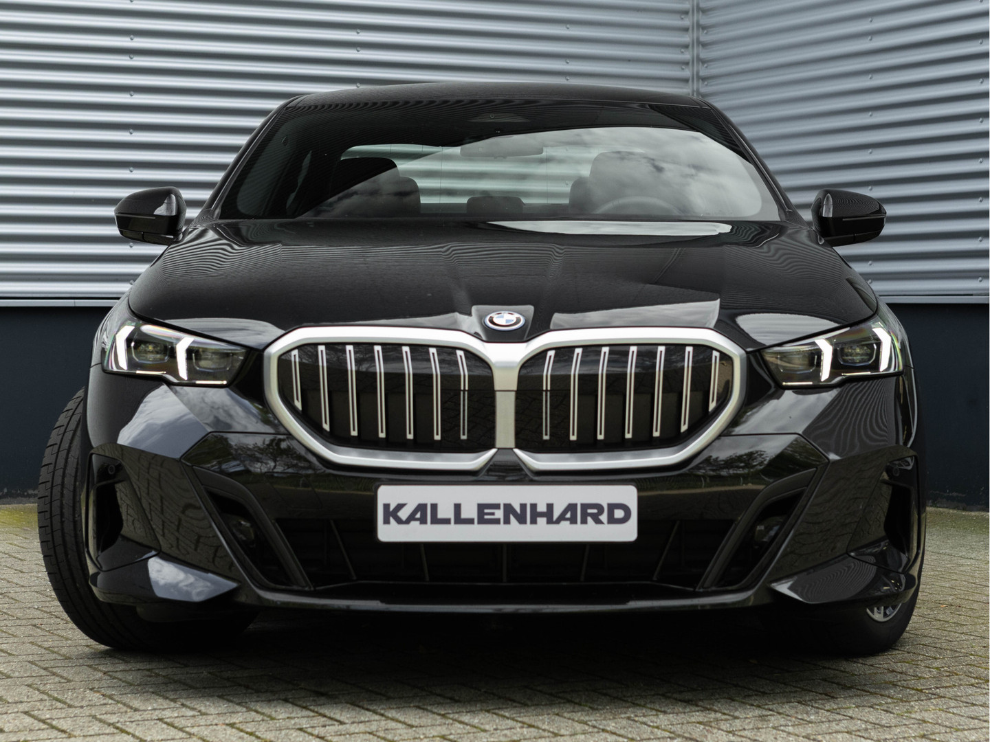 BMW BMW