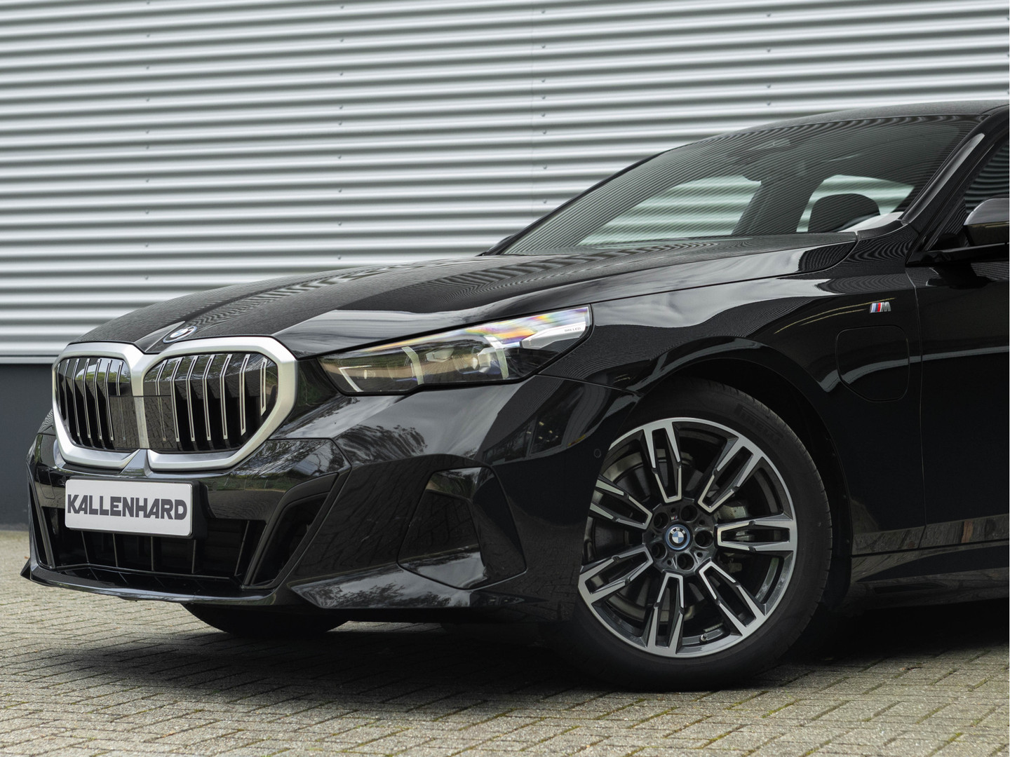 BMW BMW
