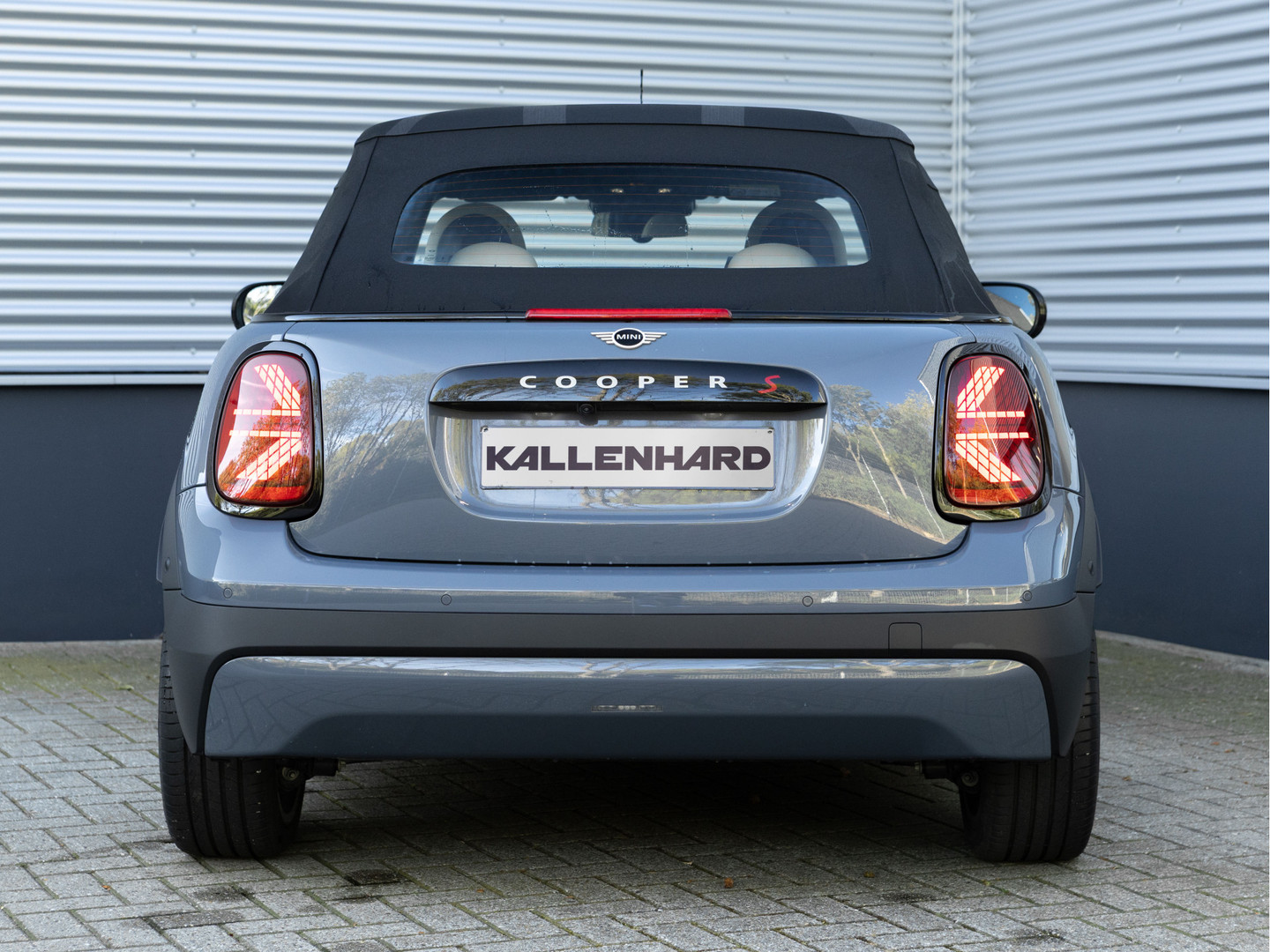 MINI