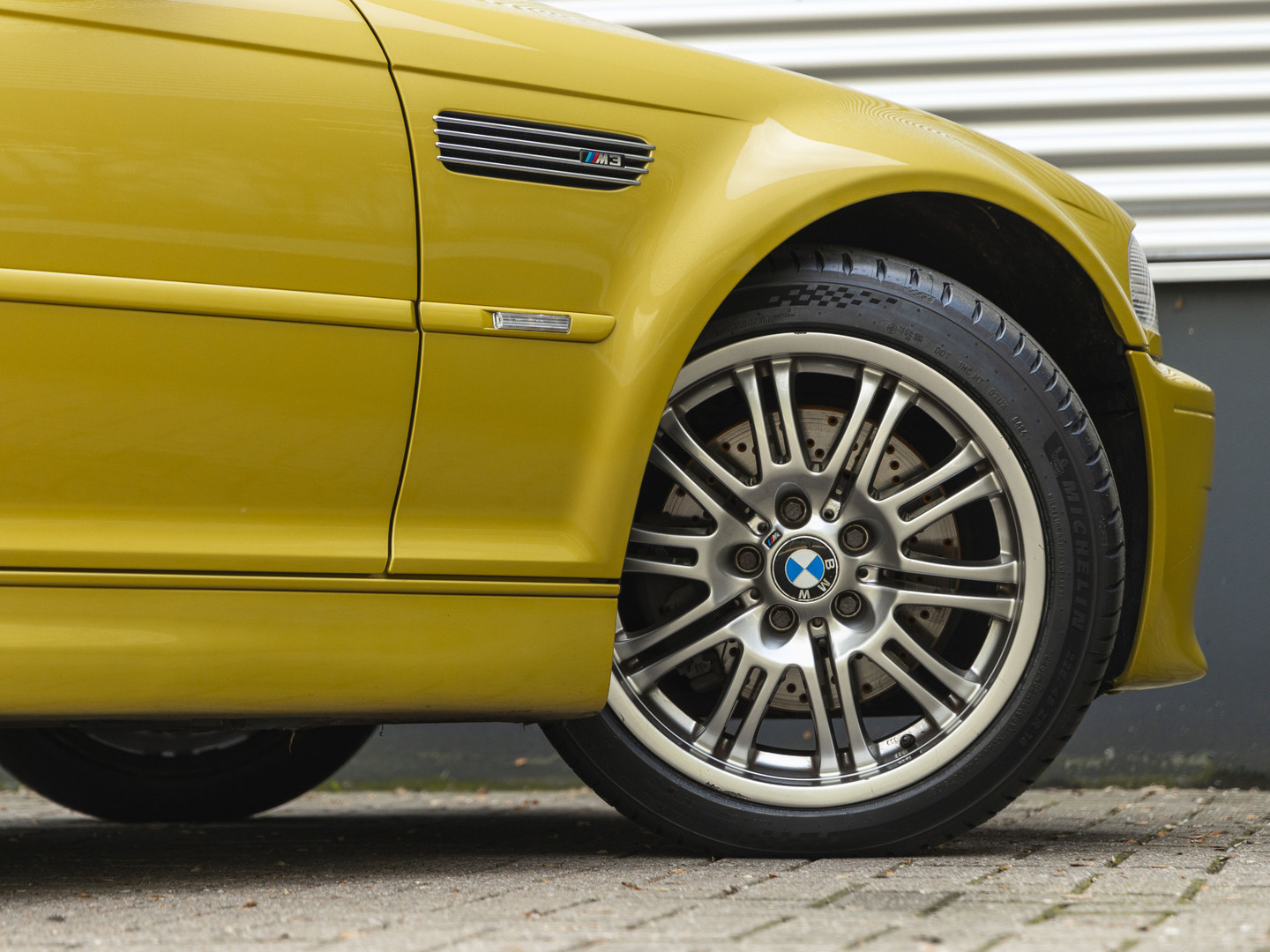 BMW BMW
