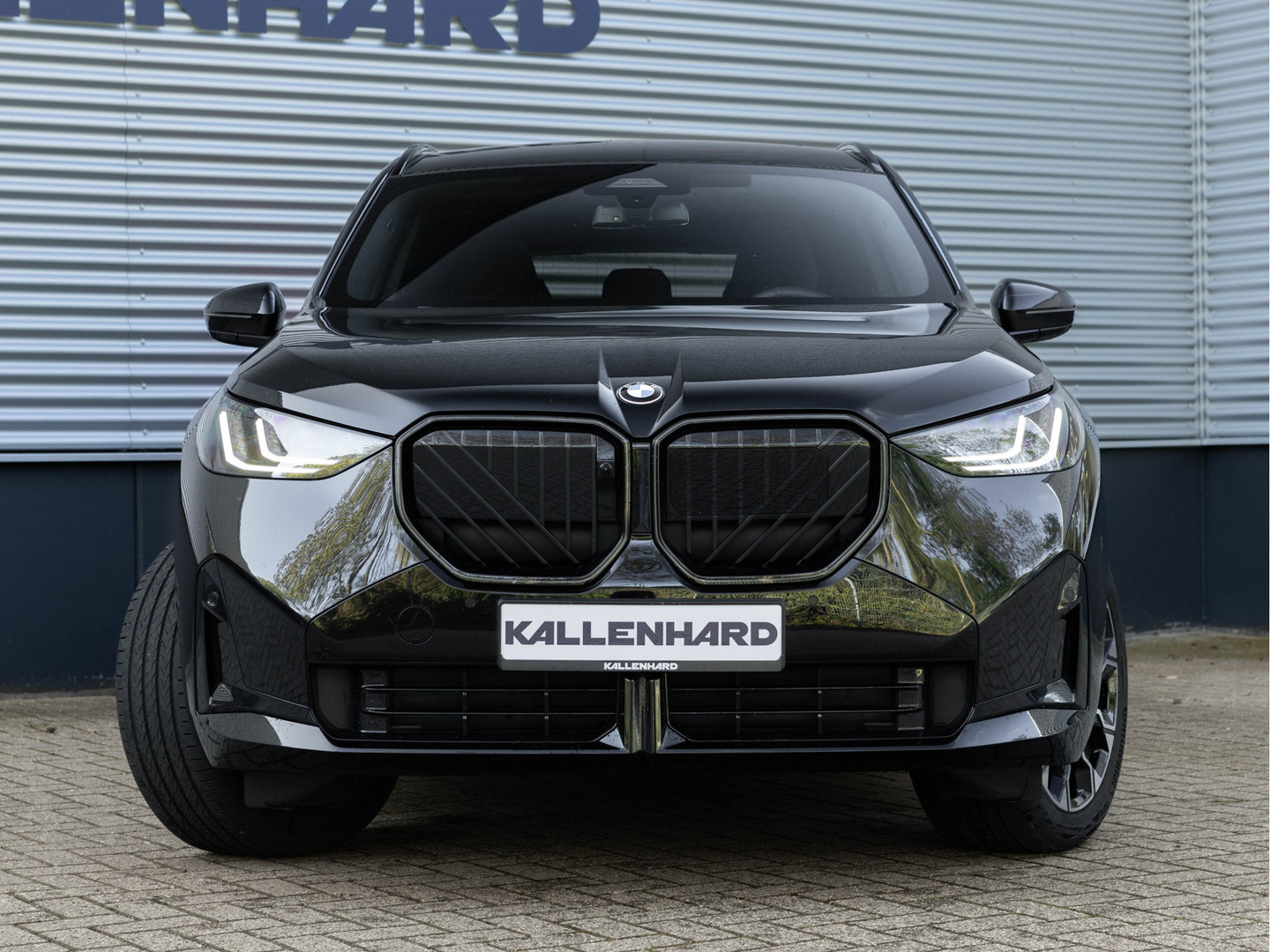 BMW BMW
