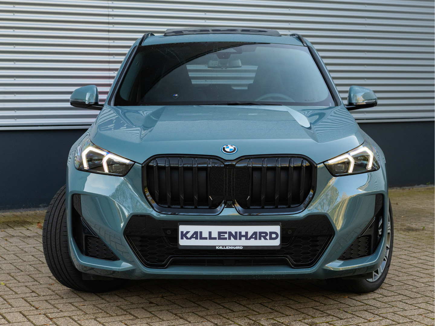 BMW BMW