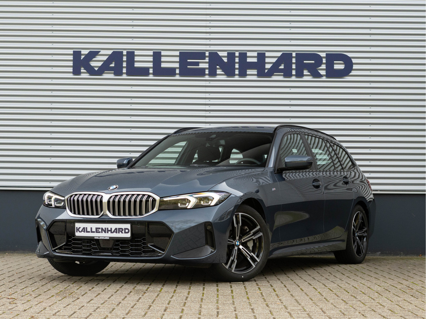 BMW BMW