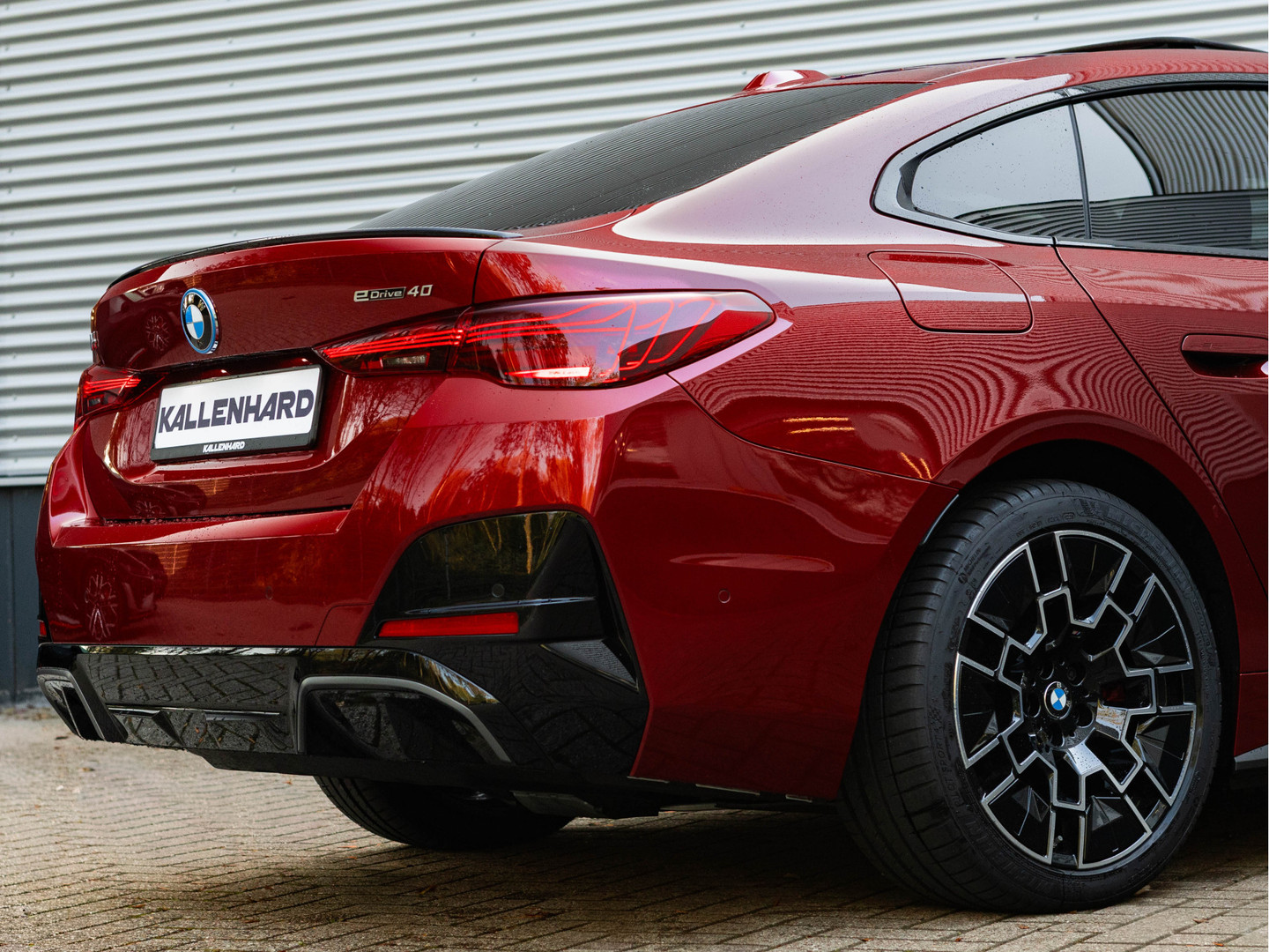 BMW BMW