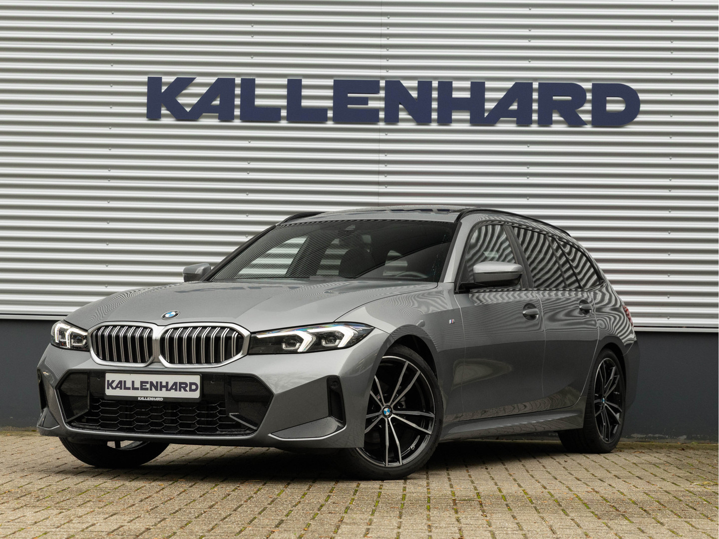BMW BMW