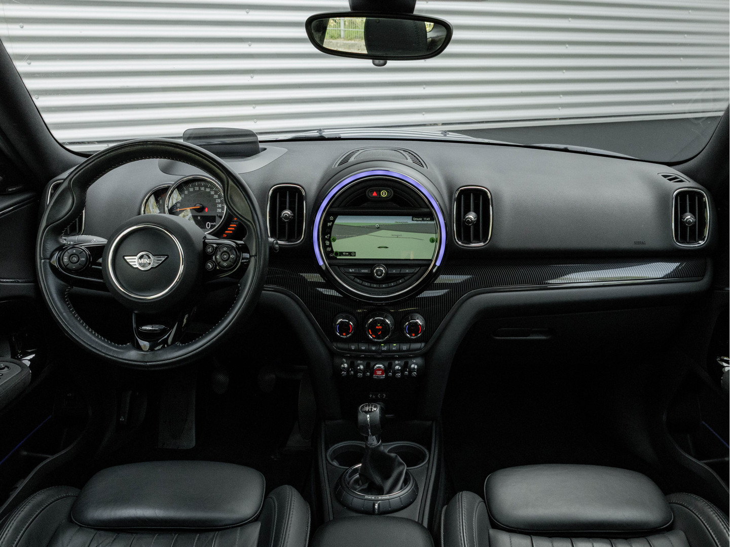 MINI