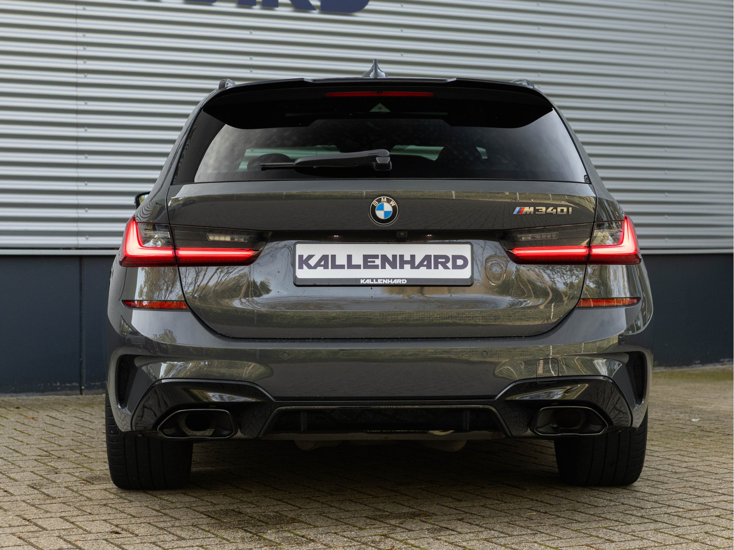 BMW BMW
