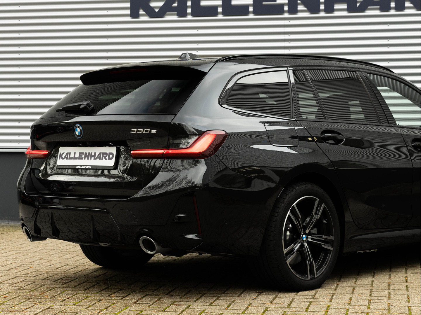 BMW BMW