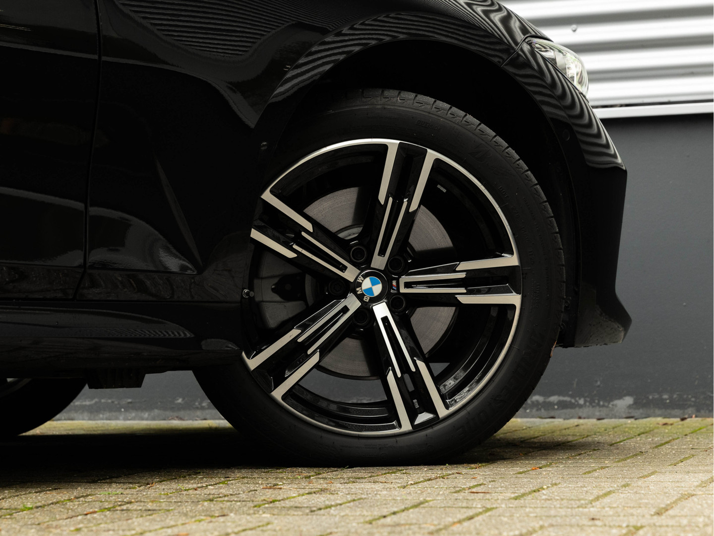 BMW BMW