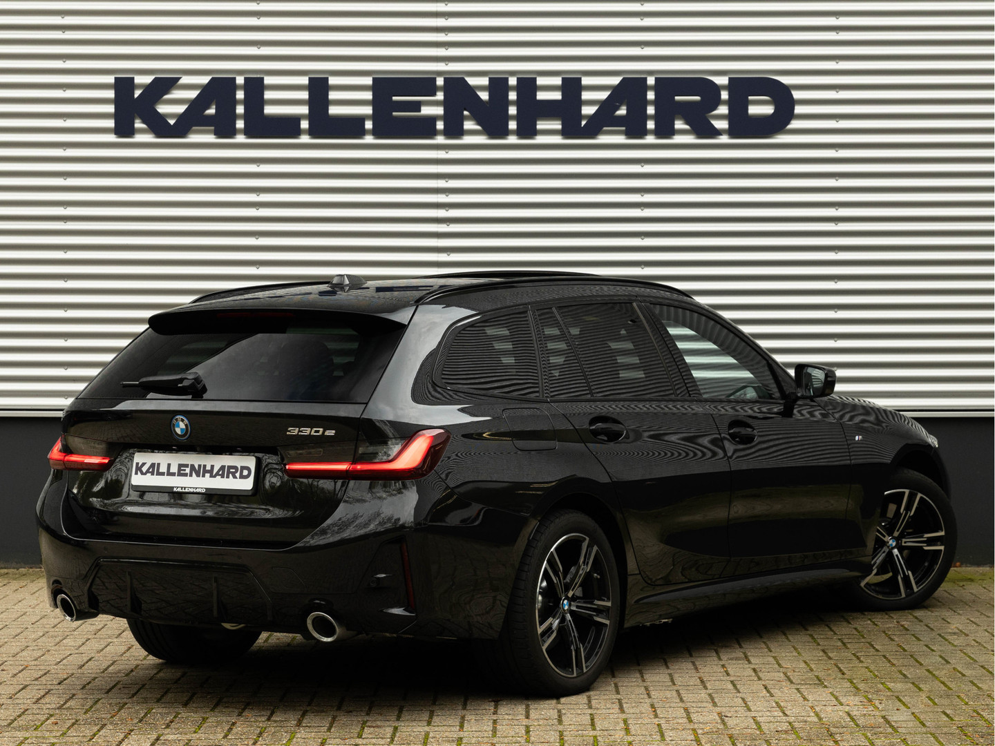 BMW BMW
